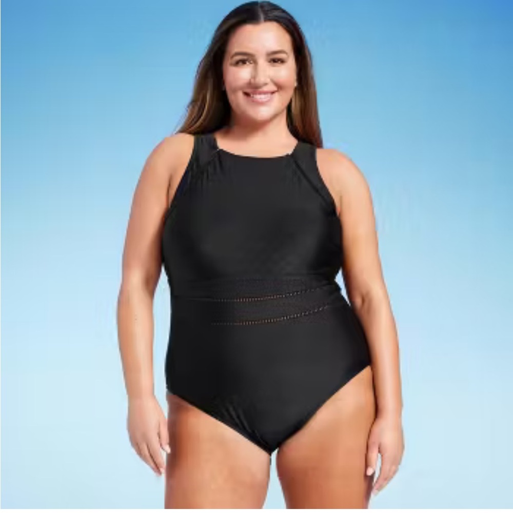 Woman’s size 18 Black  bathing suit swimwear one piece NWTS Shade & Shore